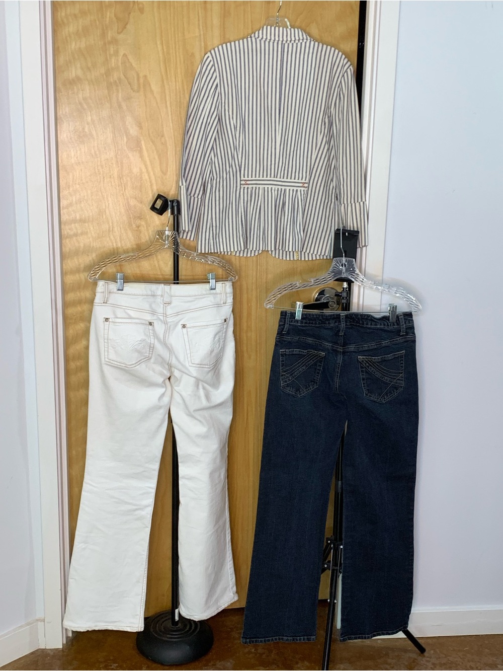 Cabi Size 8 Capsule: Striped Blazer with Boot Cut Jeans in White & Dark Denim - Picture 12 of 15